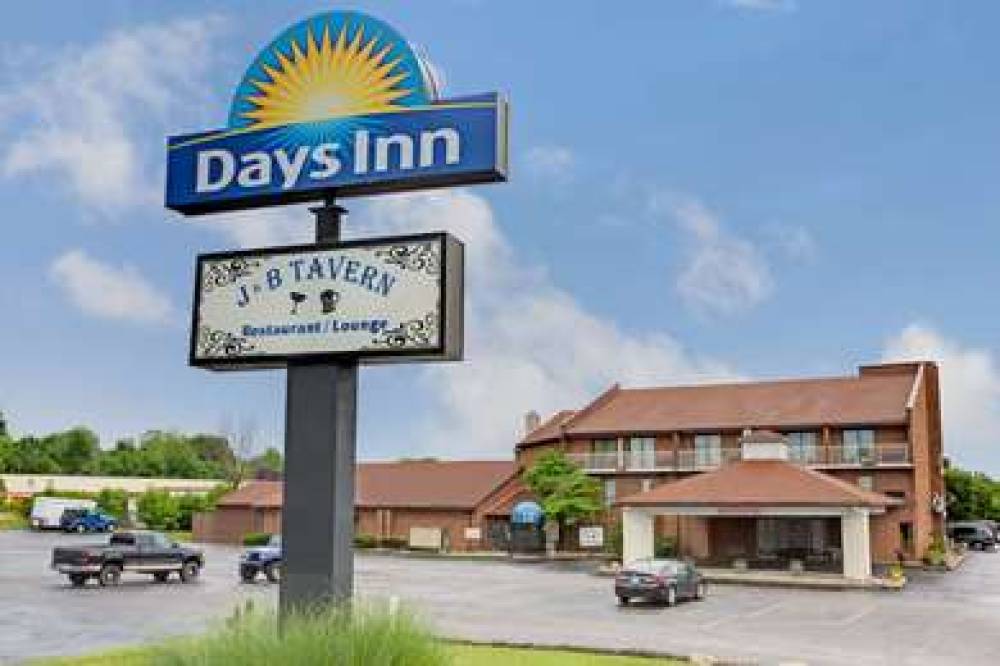 Days Inn By Wyndham Cincinnati East 1