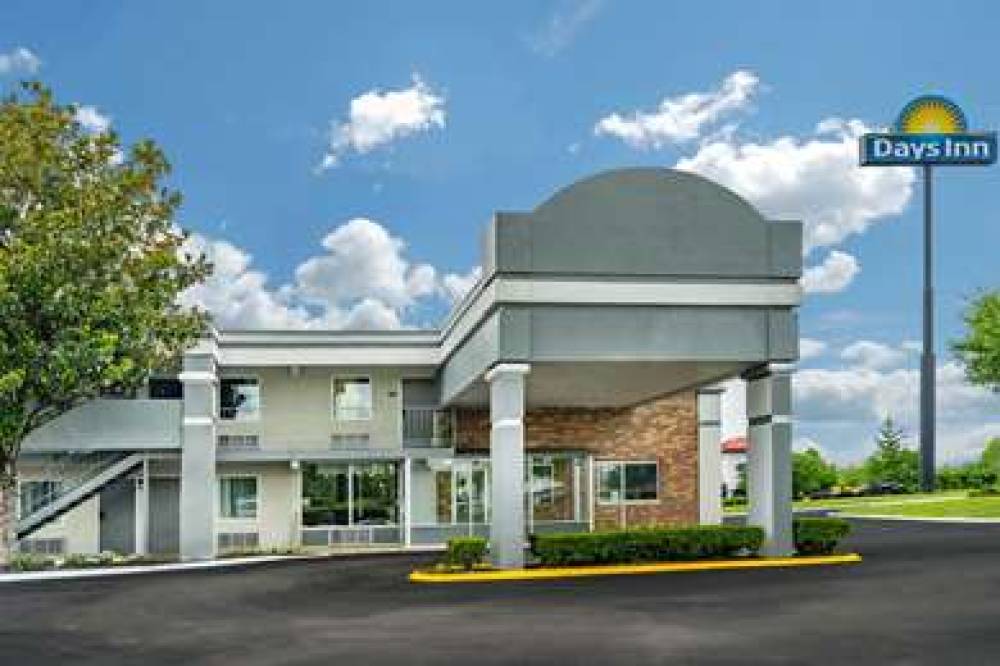 Days Inn By Wyndham Clarksville TN 4