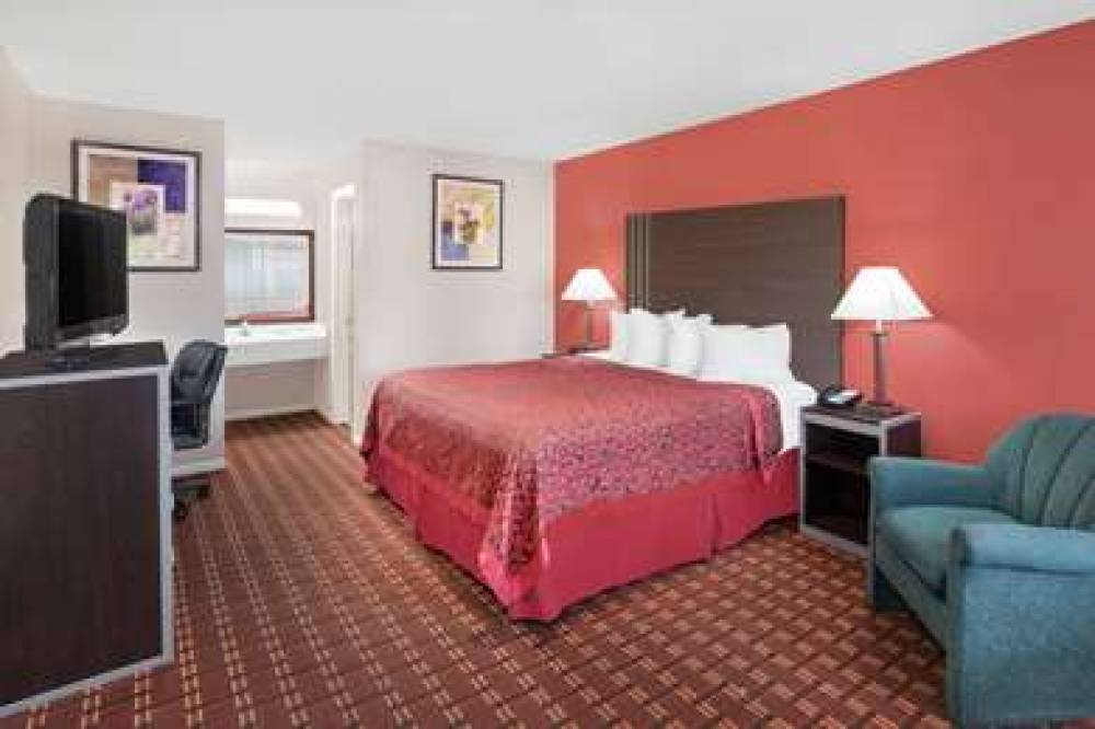 DAYS INN BY WYNDHAM COLLEGE STATION 7