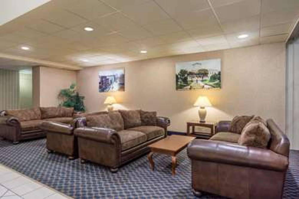 Days Inn By Wyndham Columbus Airport 2