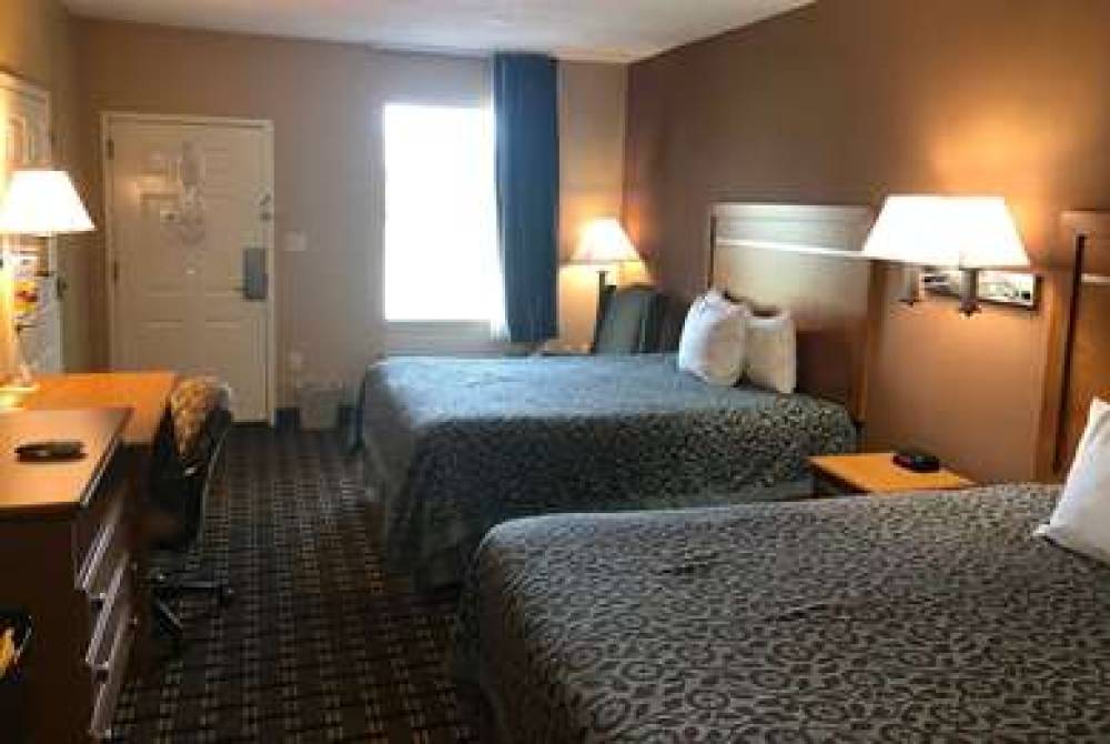 Days Inn By Wyndham Columbus 2