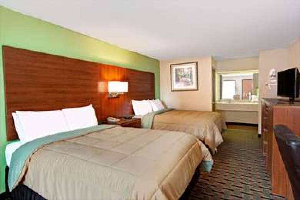 Days Inn By Wyndham Conover-Hickory 8