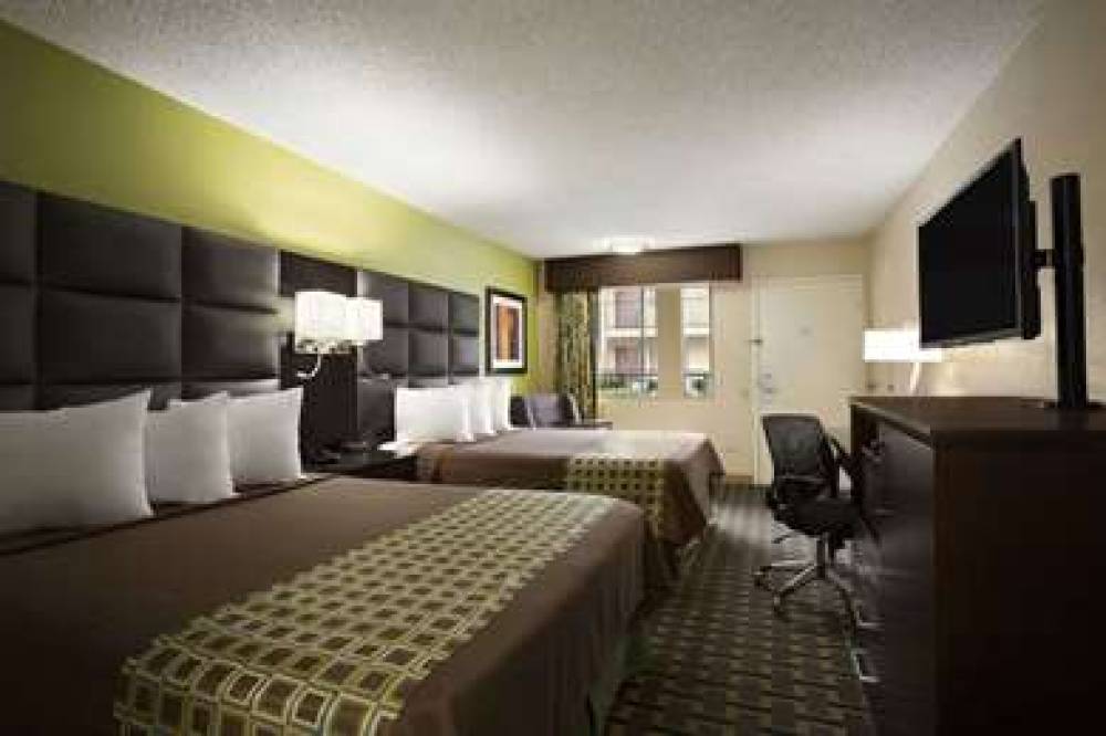 Days Inn By Wyndham Dallas Irving 6