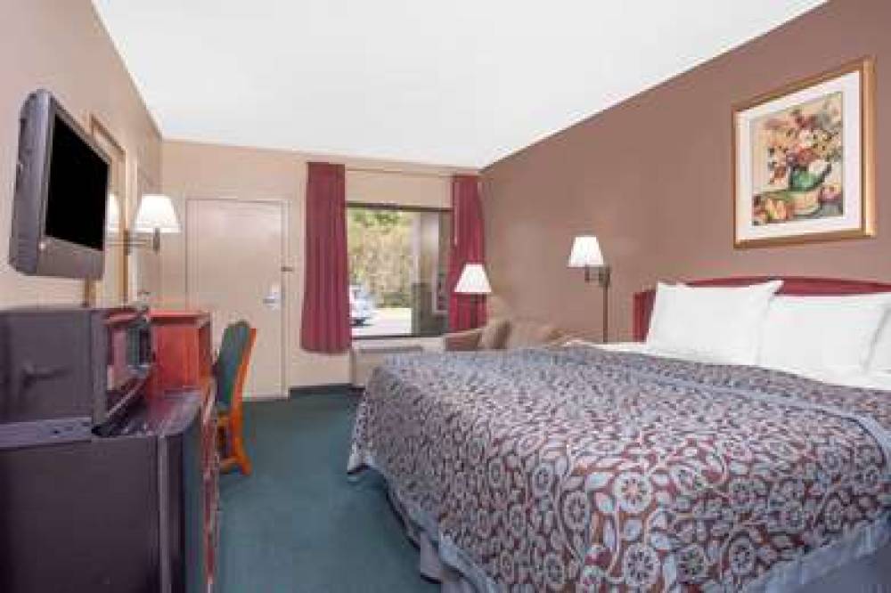 Days Inn By Wyndham Dublin GA 9