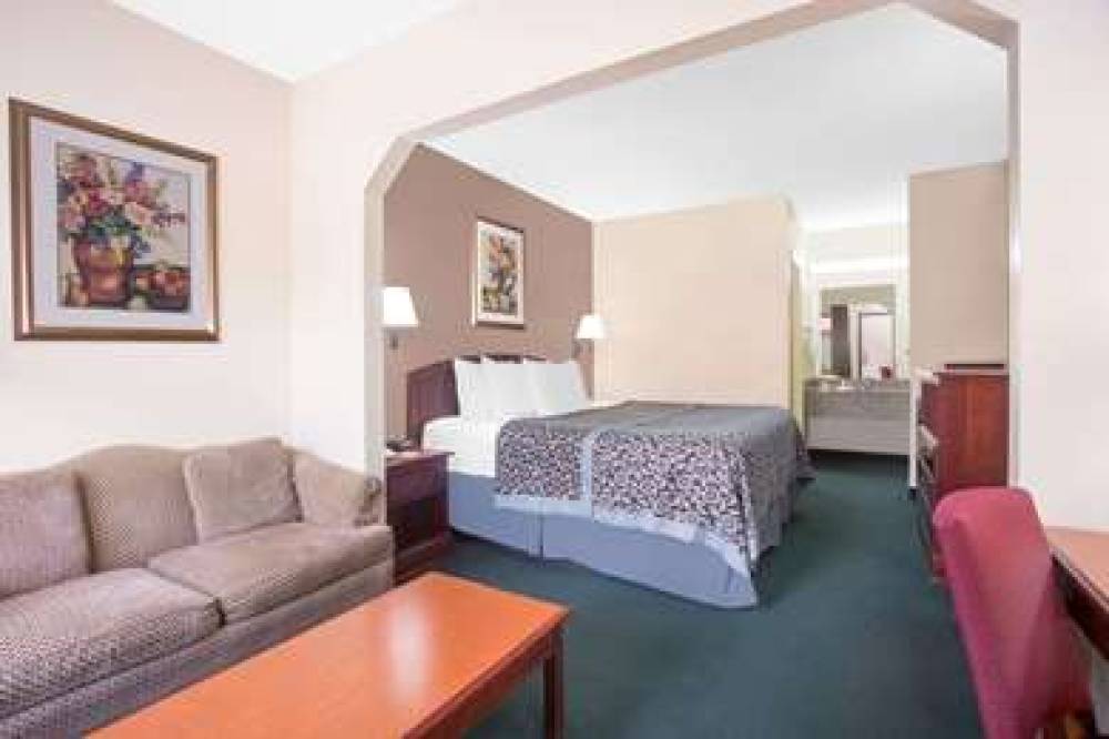 Days Inn By Wyndham Dublin GA 4