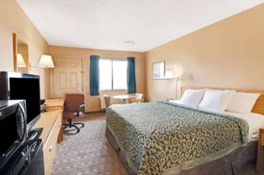 Days Inn By Wyndham El Paso Airport East 6