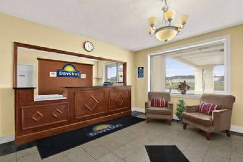 Days Inn By Wyndham Emporia 2