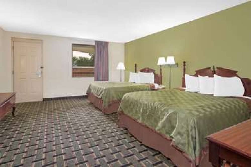 Days Inn By Wyndham Eufaula AL 7