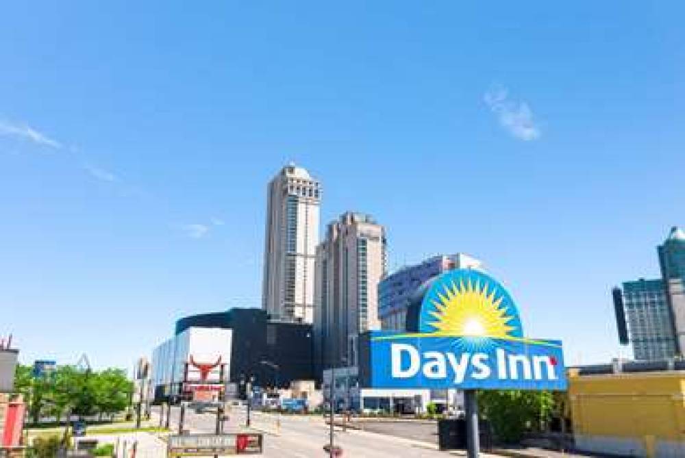 Days Inn By Wyndham Fallsview 3