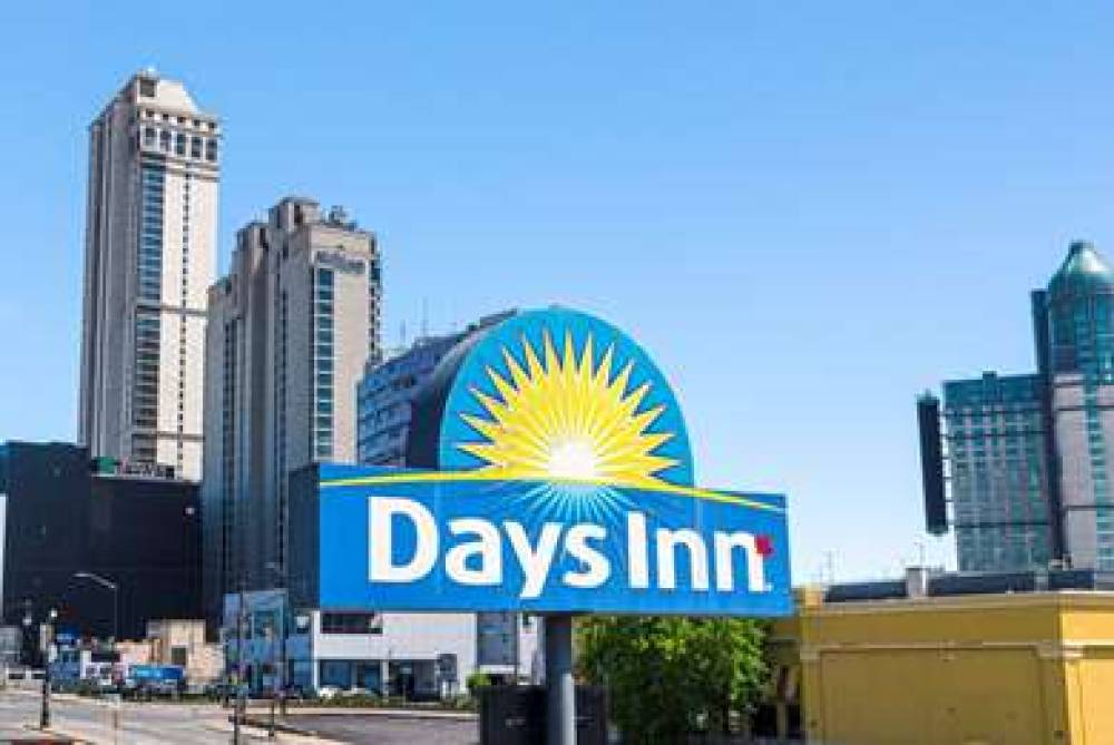 Days Inn By Wyndham Fallsview 5