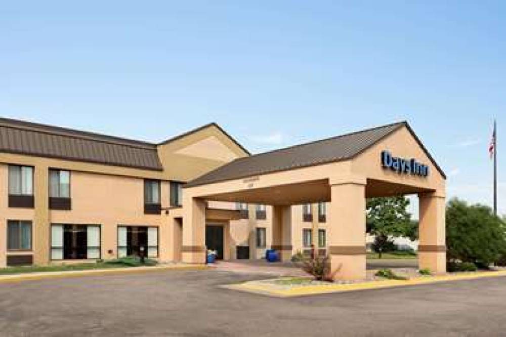 Days Inn By Wyndham Fargo 1