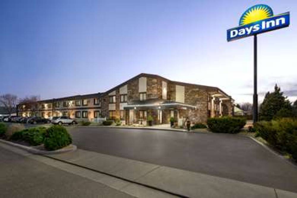 Days Inn By Wyndham Fort Collins 1