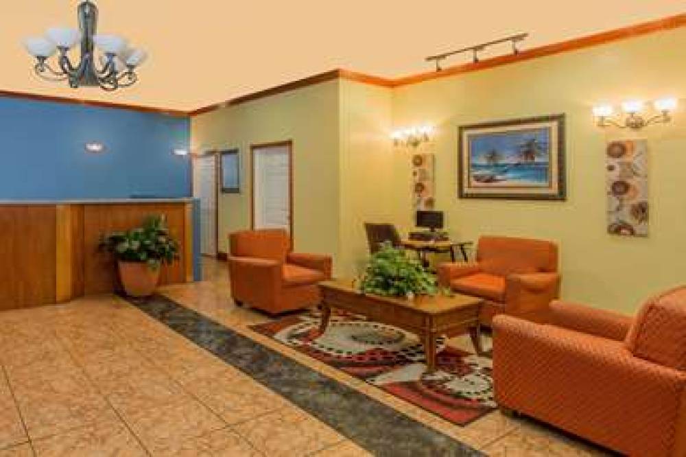 Days Inn By Wyndham Fort Myers 2