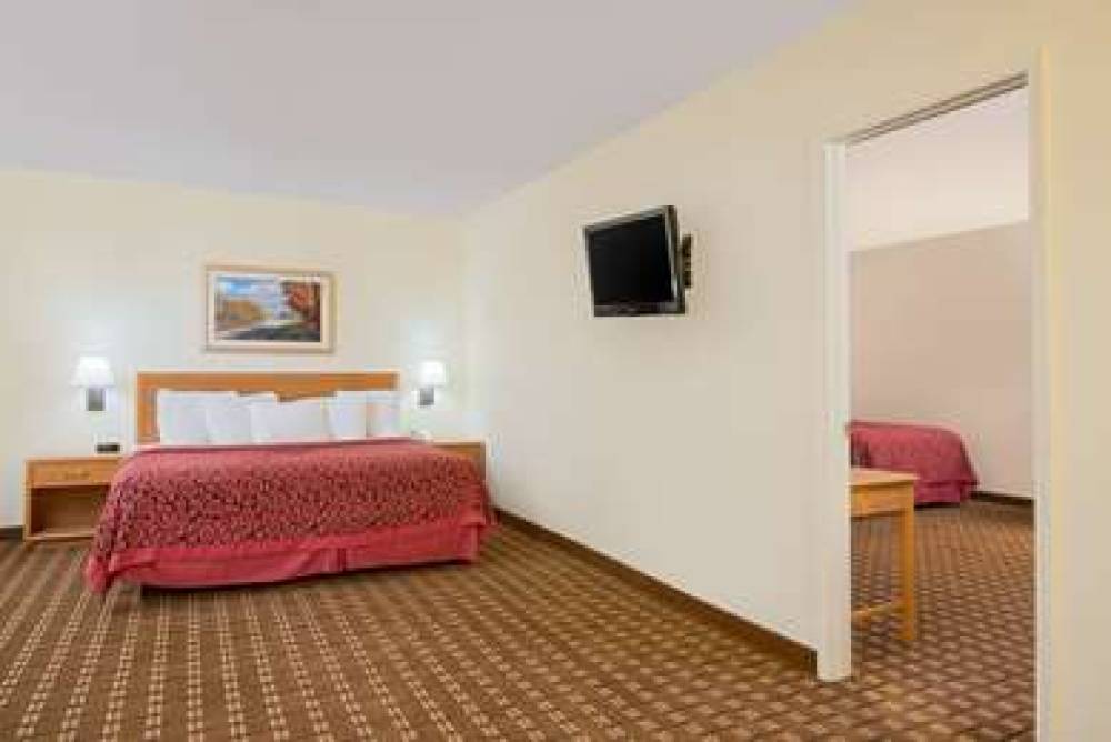 Days Inn By Wyndham Fremont 6