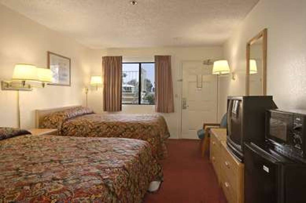 Days Inn By Wyndham Fresno South 6