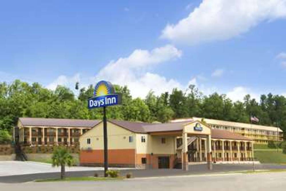 Days Inn By Wyndham Fultondale 2