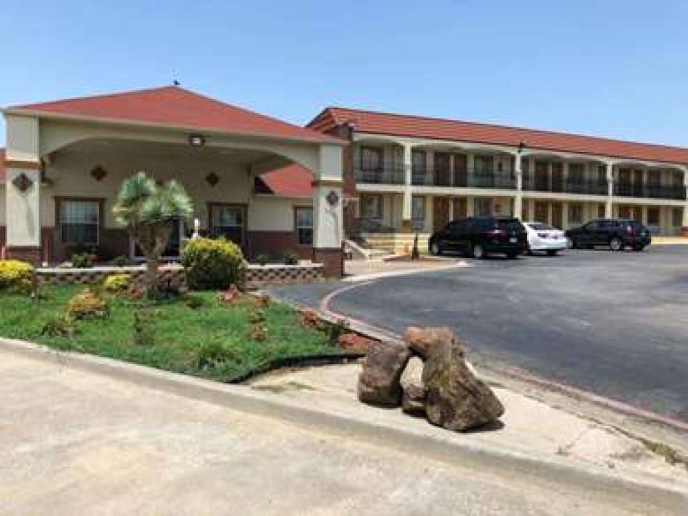 Days Inn By Wyndham Gainesville