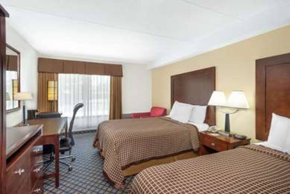 Days Inn By Wyndham Geneva/Finger Lakes 6