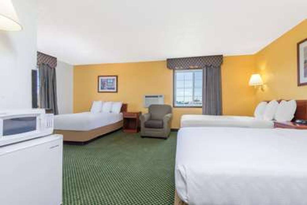 Days Inn By Wyndham Great Bend 7