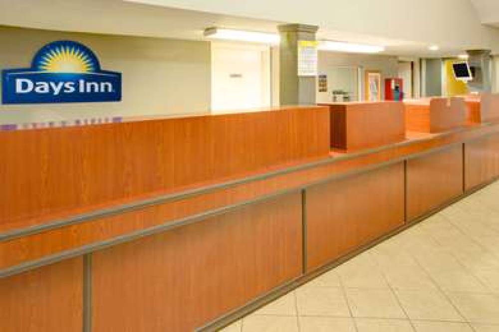 Days Inn By Wyndham Gulfport 2