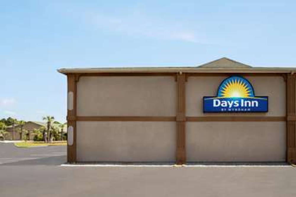 Days Inn By Wyndham Hardeeville/ I-95 State Line 3