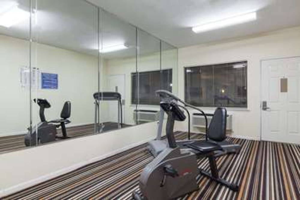 Days Inn By Wyndham Houston-Galleria TX 5