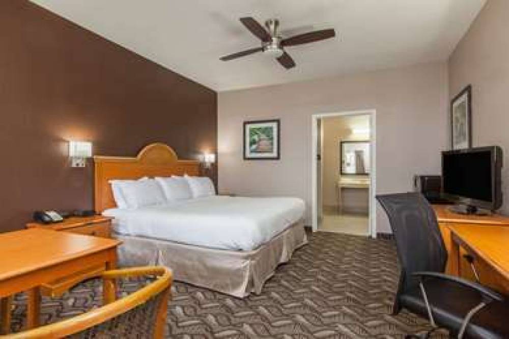 Days Inn By Wyndham Houston-Galleria TX 9