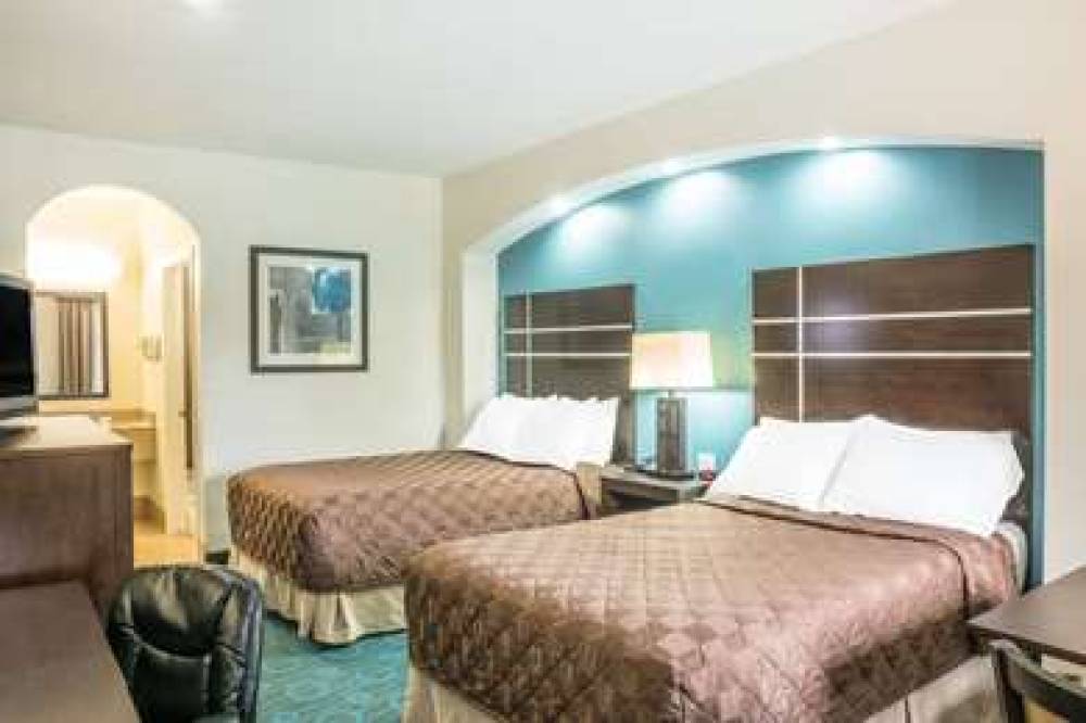 Days Inn By Wyndham Humble/Houston Intercontinental Airport 8