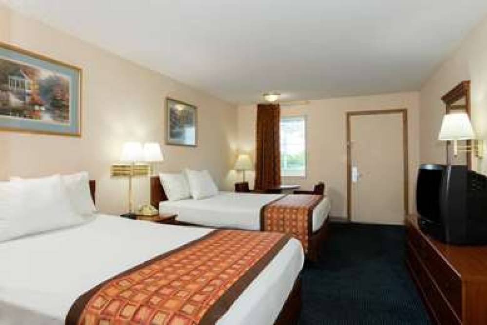 Days Inn By Wyndham Indianapolis East Post Road 7