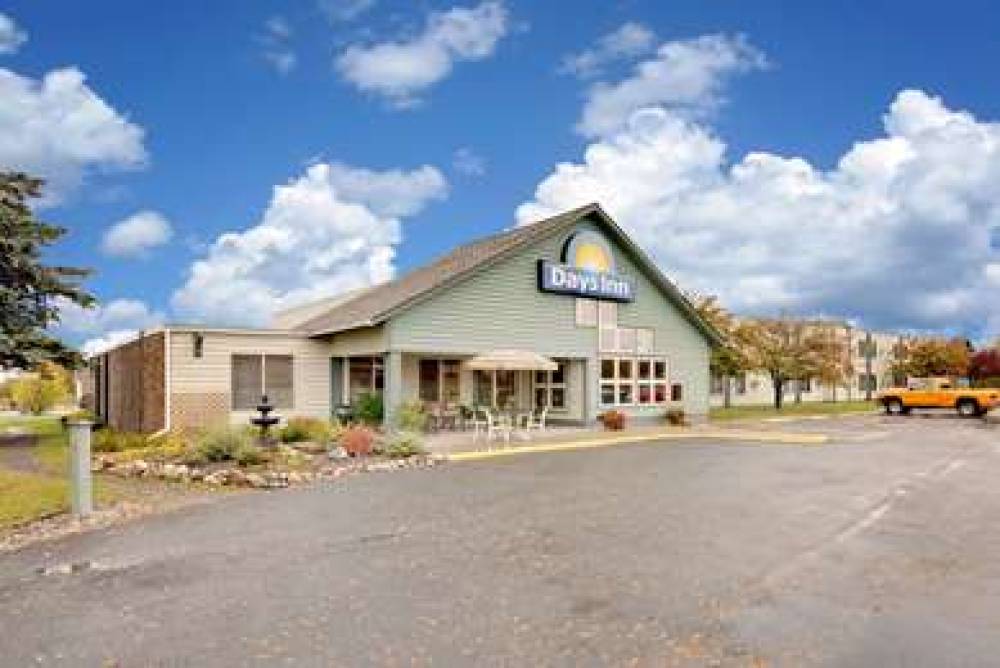 Days Inn By Wyndham International Falls 1