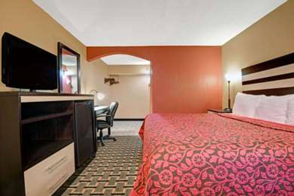 Days Inn By Wyndham Kansas City 8