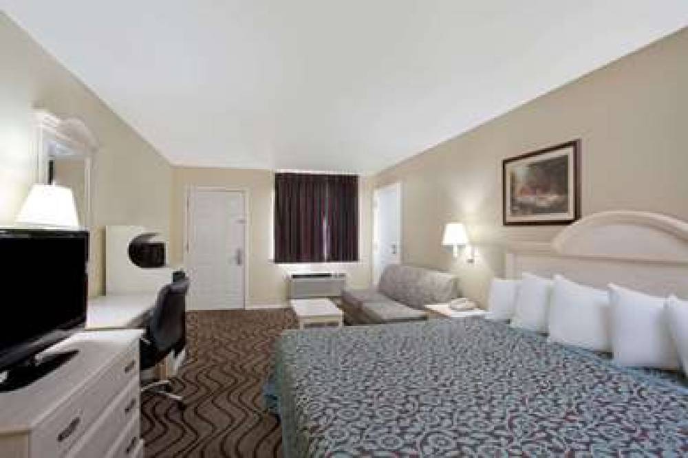 Days Inn By Wyndham Kerrville 6