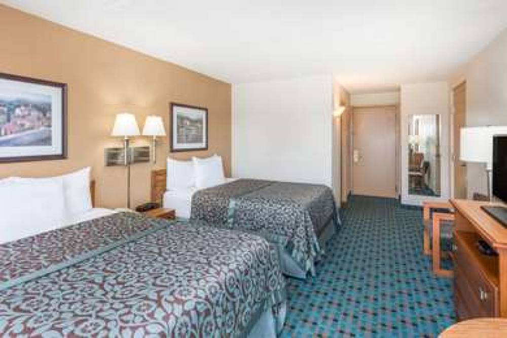 Days Inn By Wyndham Kirksville 10