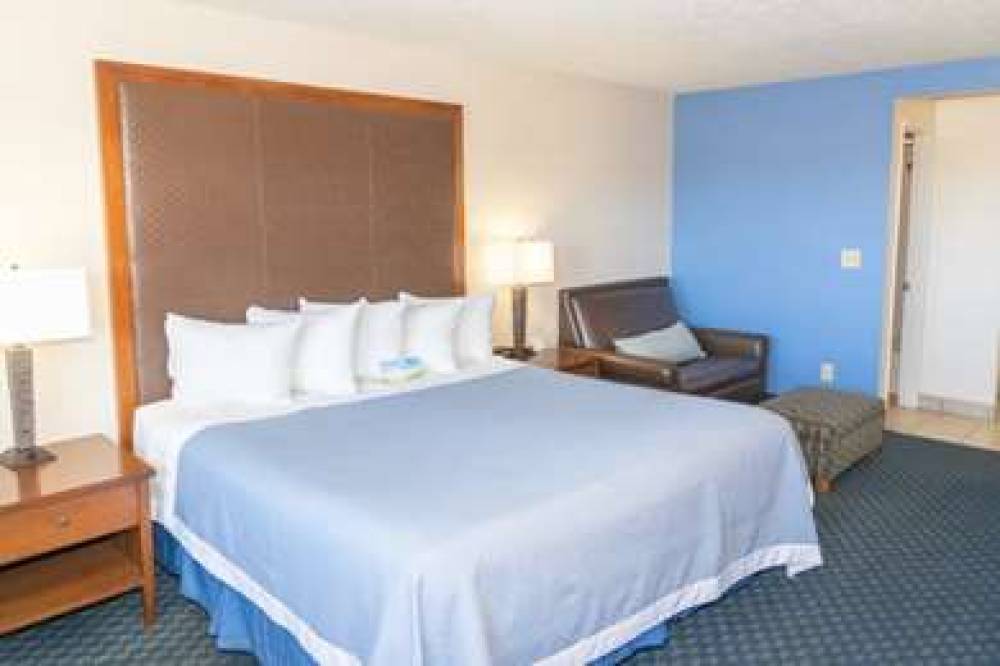 Days Inn By Wyndham Lake Havasu 9