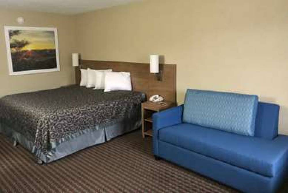 DAYS INN BY WYNDHAM LEXINGTON 8