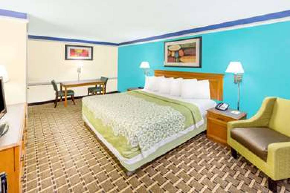 Days Inn By Wyndham Little Rock/Medical Center 7