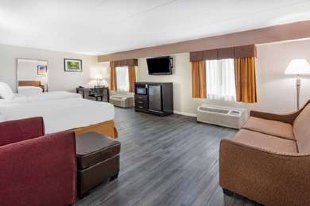 Days Inn By Wyndham Livonia - Detroit 9