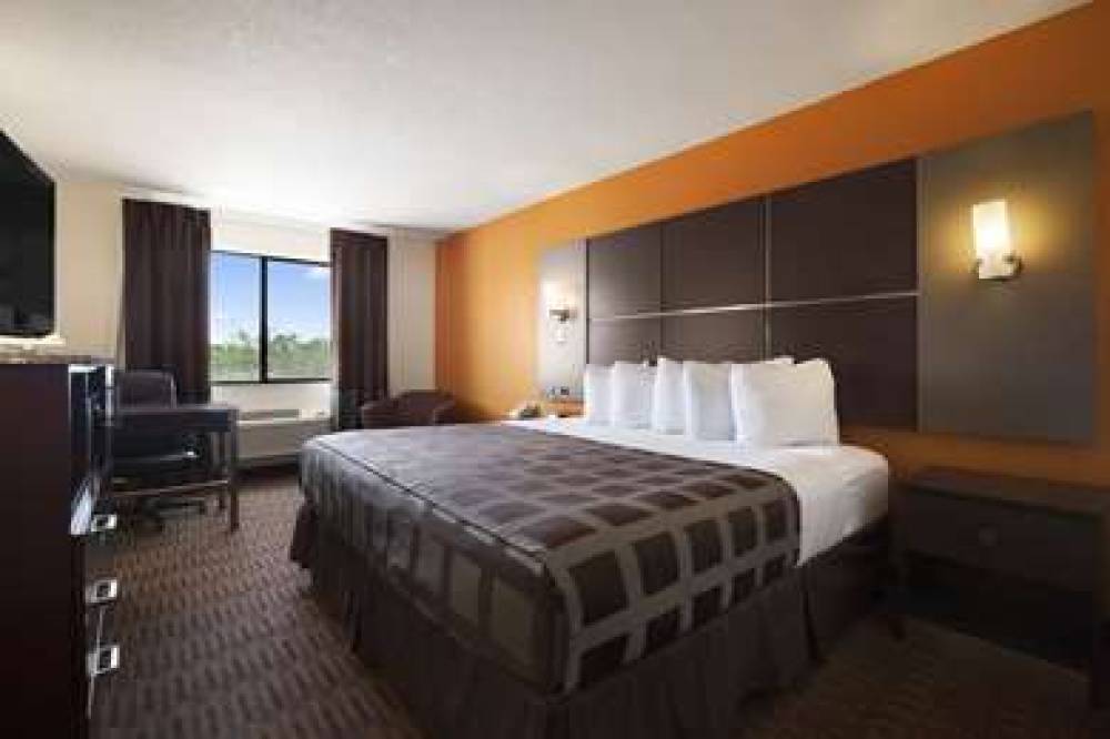 Days Inn By Wyndham Los Lunas 5