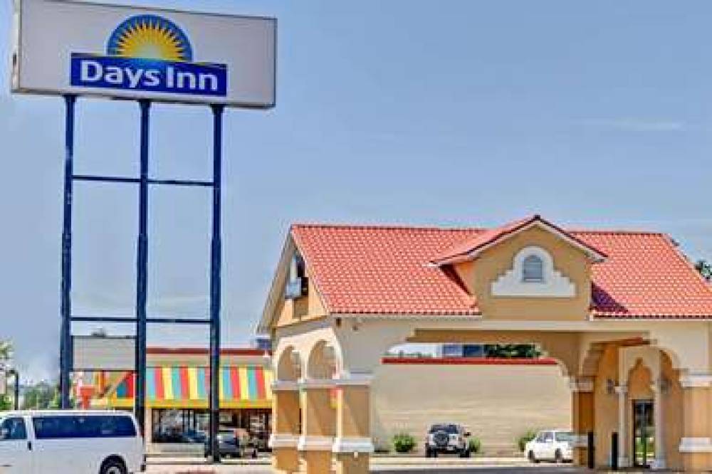 Days Inn By Wyndham Louisville Airport Fair And Expo Center 3