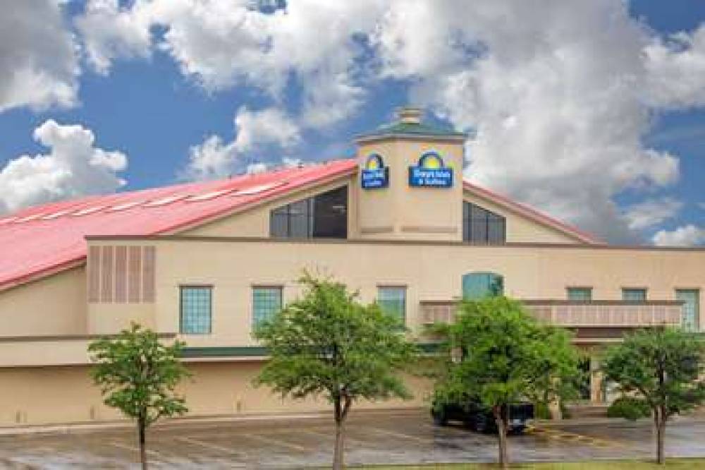 Days Inn By Wyndham Lubbock South