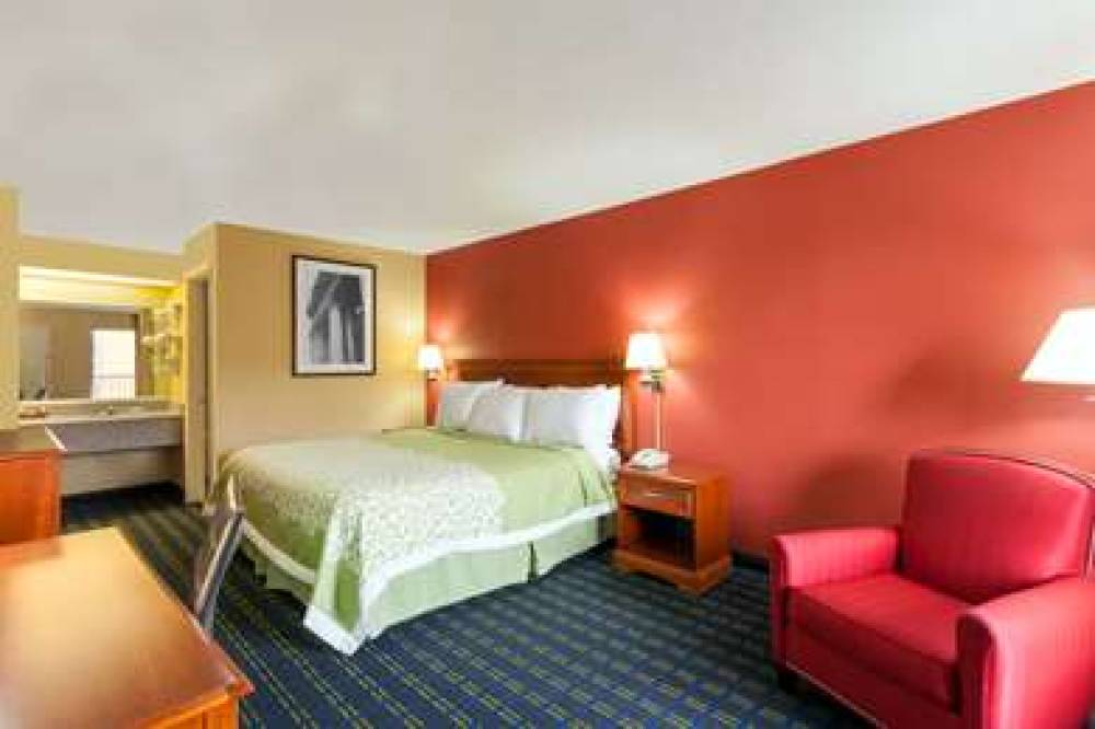 Days Inn By Wyndham Memphis - I40 And Sycamore View 9