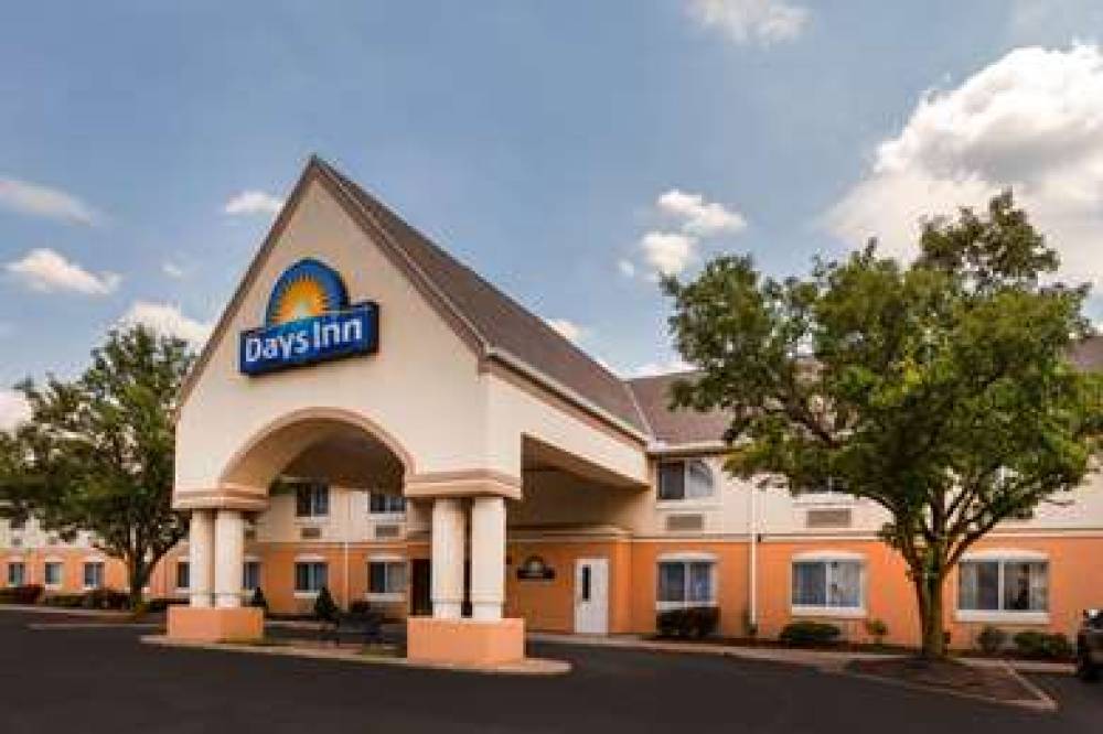 Days Inn By Wyndham Milan Sandusky South 1