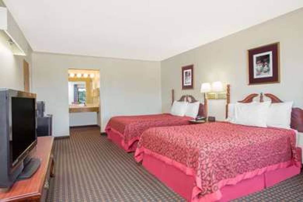 Days Inn By Wyndham Milledgeville 9