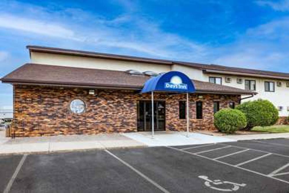 Days Inn By Wyndham Monticello 3