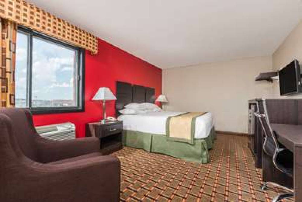 Days Inn By Wyndham Muncie -Ball State University 5