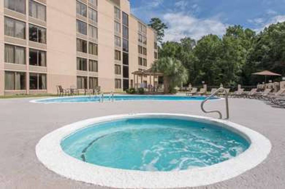 Days Inn By Wyndham Myrtle Beach 3