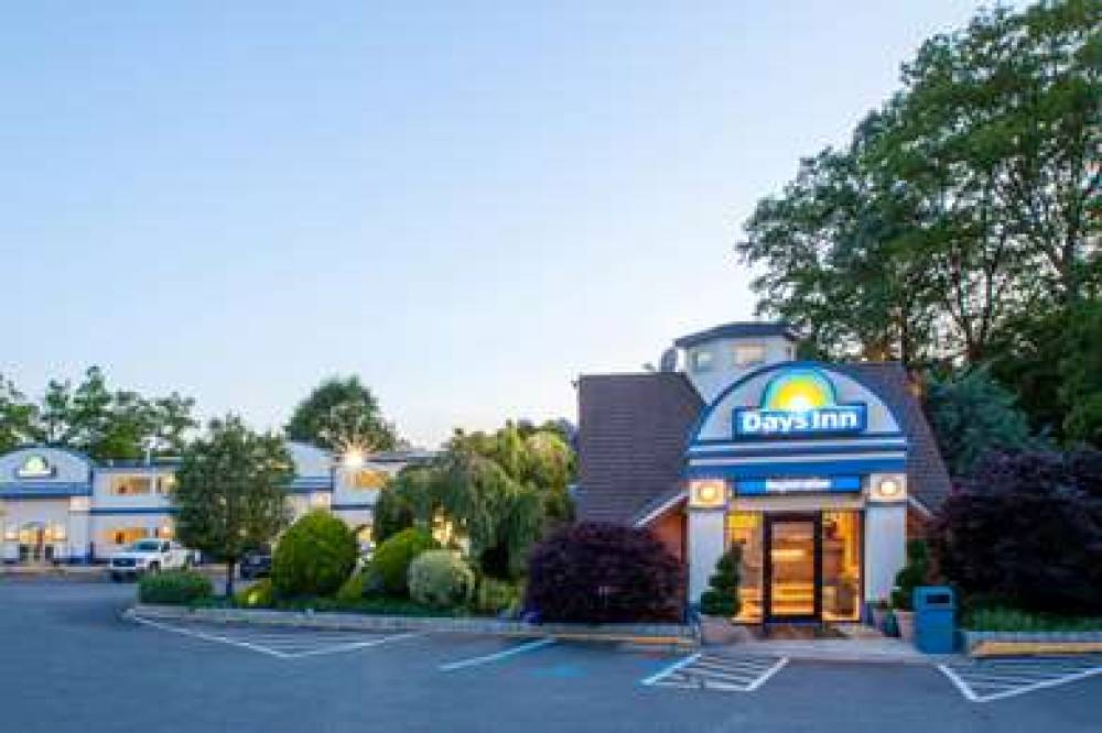 Days Inn By Wyndham Nanuet / Spring Valley 1