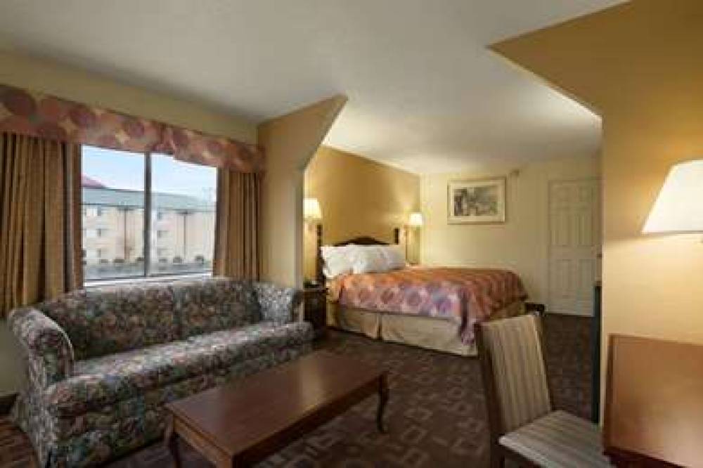 Days Inn By Wyndham Nashville Airport 8