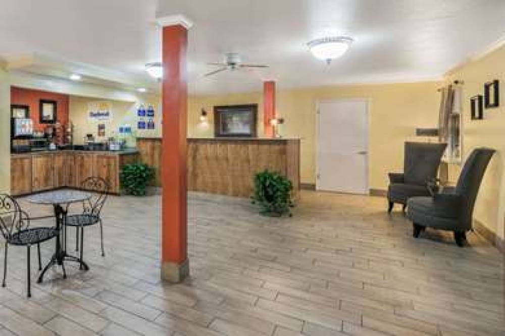 Days Inn By Wyndham Natchitoches 2