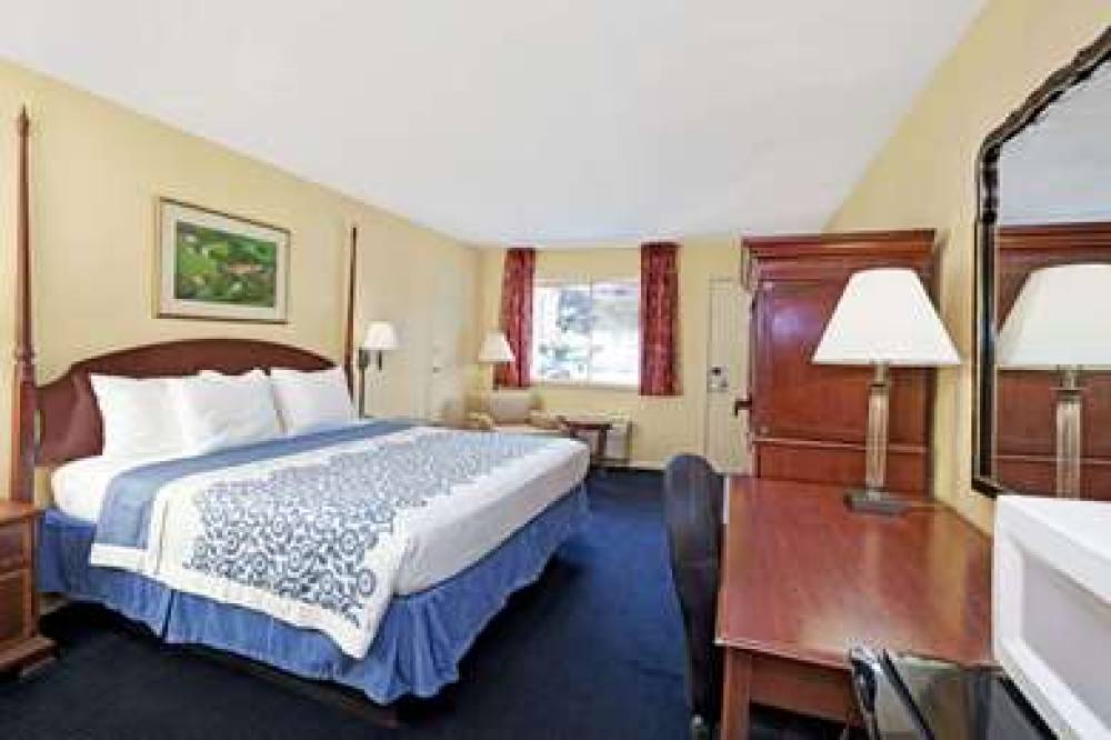 Days Inn By Wyndham Newport News 6